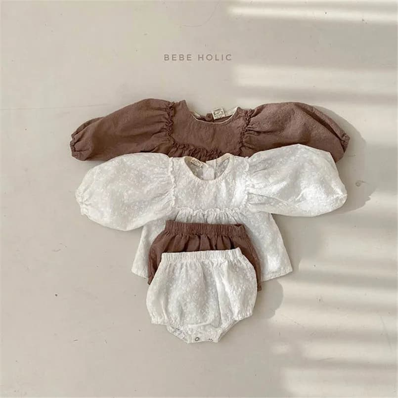 סט בגדי תינוקות מקסים עם רקמת תחרה וינטג'!